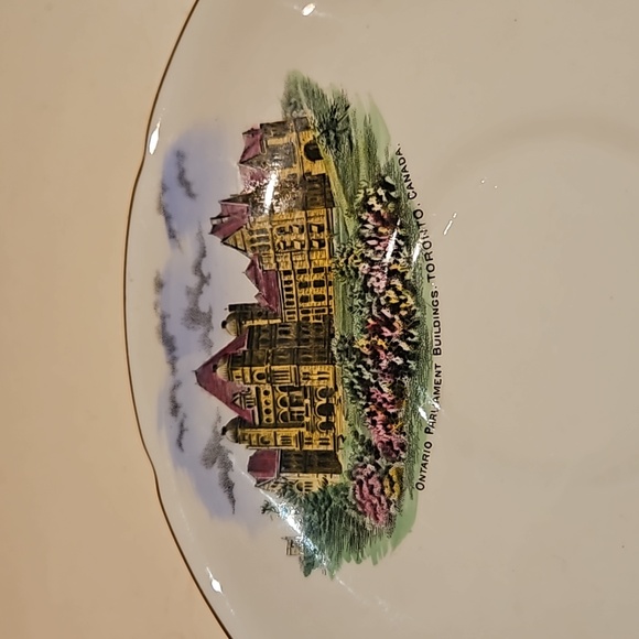 Royal Grafton tea cup and sauce - Picture 5 of 8